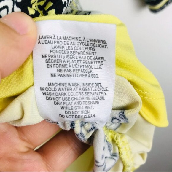 Addition ELLE Plus Size black & yellow  floral scoop neck blouse 1X - Picture 12 of 16